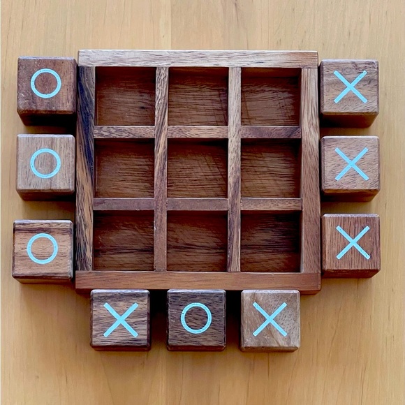 BSIRI TIC TAC TOE GAME - Picture 2 of 3